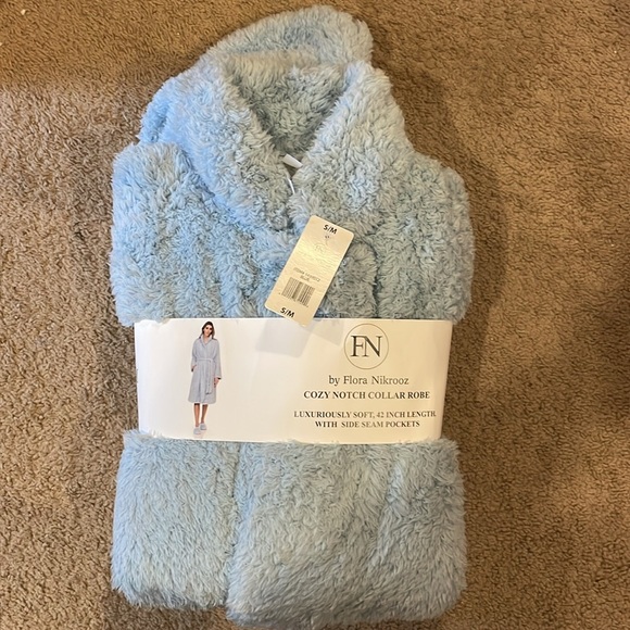 NWT Flora Nikrooz Cozy Notch Collar Robe Blue - Picture 5 of 7